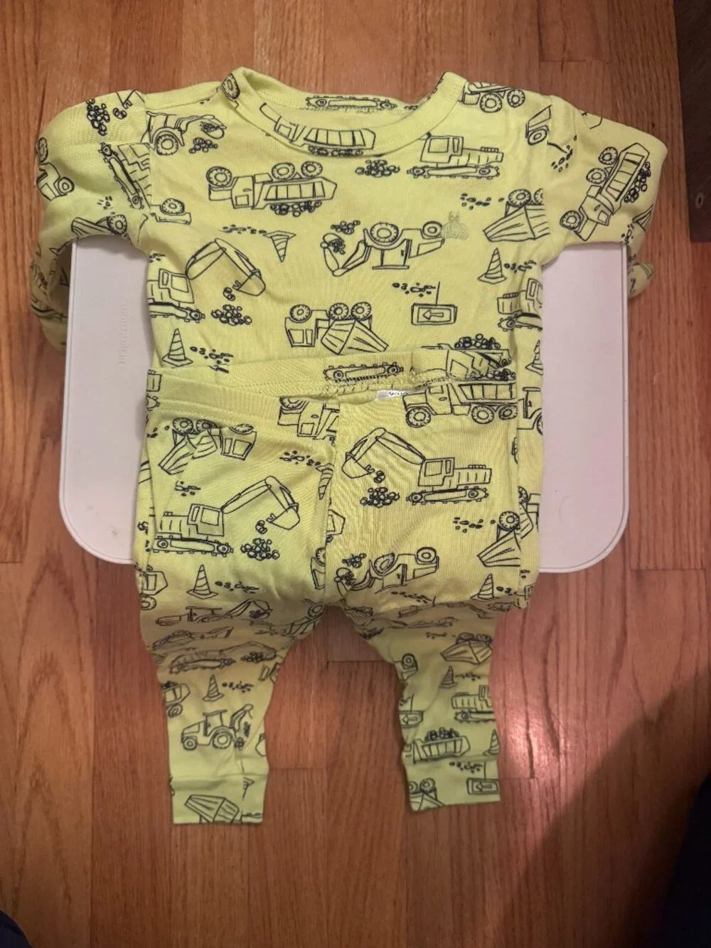 Gap Baby Toddler Organic Cotton Construction Truck PJ Set (Neon Yellow)